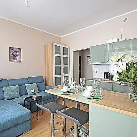 Cozy & Sunny Central Cracow דירה קרקוב